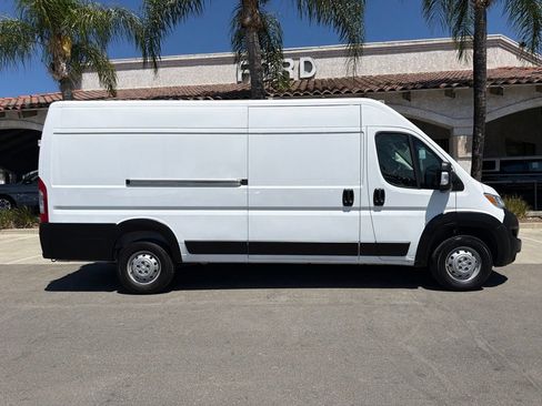 Used 2023 RAM ProMaster 3500 FWD image 14