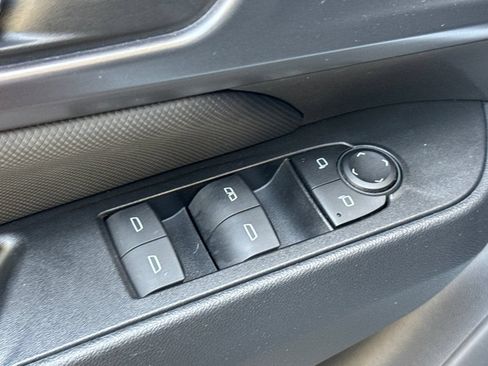 Used 2024 Chevrolet Equinox EV RS FWD image 13