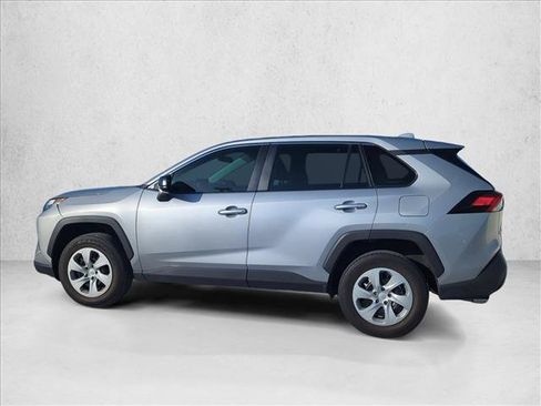 Used 2024 Toyota RAV4 LE FWD image 6