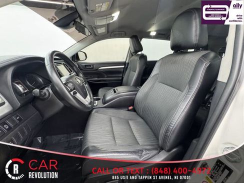 Used 2019 Toyota Highlander Plus image 15