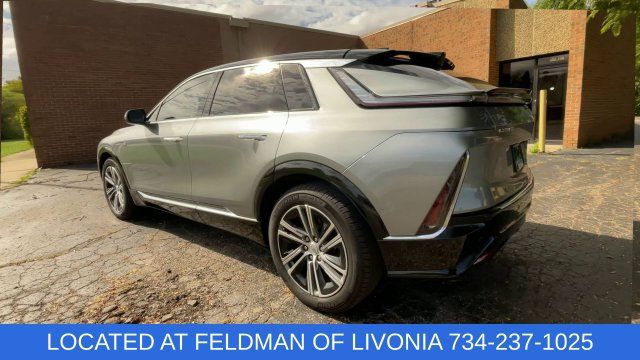 Used 2024 Cadillac Lyriq Luxury w/ Nappa Leather Package AWD/4WD image 6