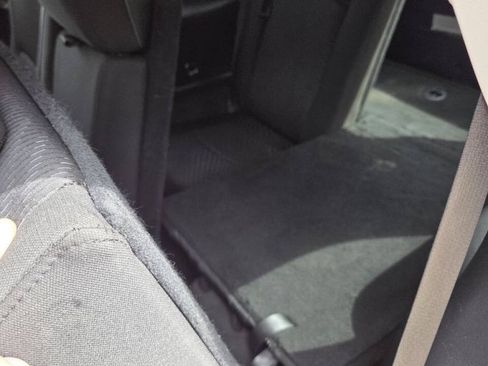 Used 2019 Dodge Journey SE FWD image 15