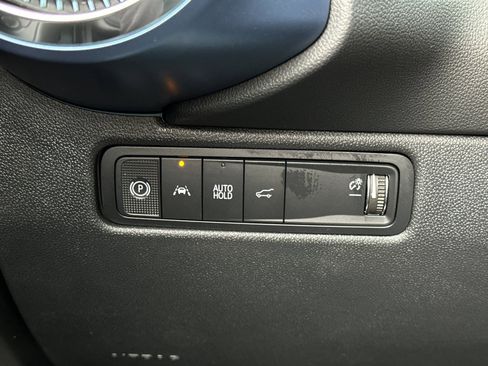 New 2026 Chevrolet Equinox EV LT image 29