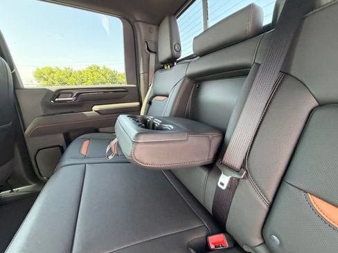 New 2026 GMC Sierra 2500 AT4 w/ AT4 Premium Plus Package AWD/4WD image 20