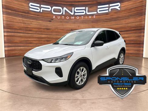 Certified 2024 Ford Escape Active AWD/4WD image 1
