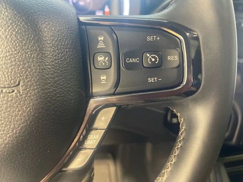 Used 2024 RAM 2500 Limited AWD/4WD image 9