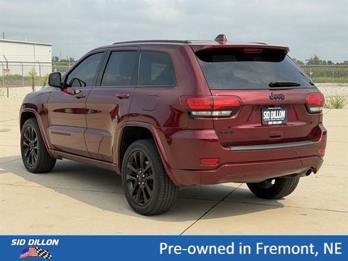 Used 2020 Jeep Grand Cherokee Altitude AWD/4WD image 7