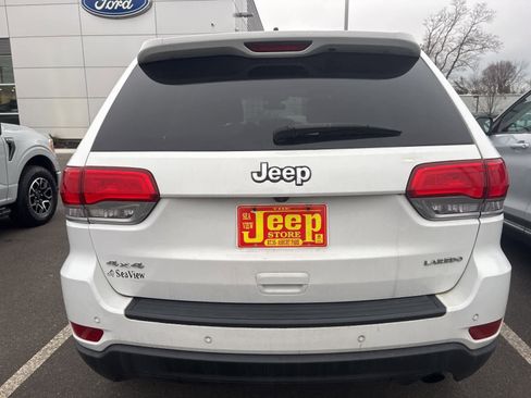 Used 2019 Jeep Grand Cherokee Laredo image 6