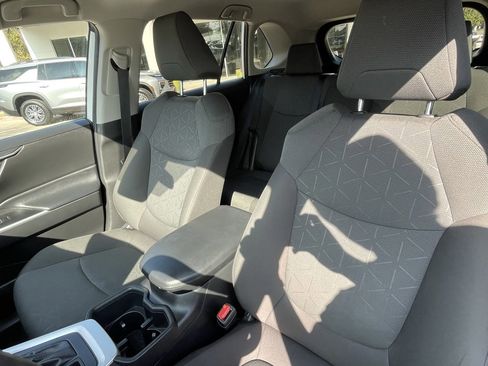 Used 2023 Toyota RAV4 XLE image 21