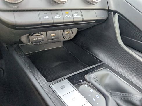 Used 2023 Hyundai Elantra SE image 20