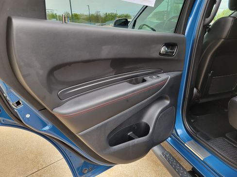 Used 2024 Dodge Durango GT AWD/4WD image 17