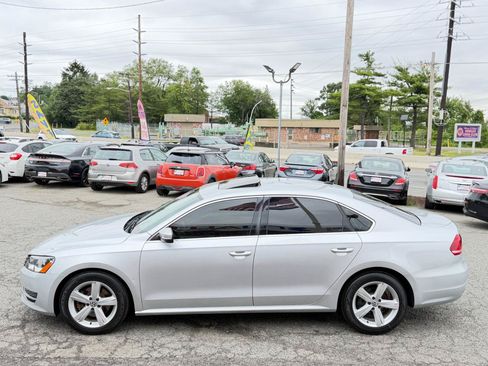 Used 2013 Volkswagen Passat 2.5 SE FWD image 7