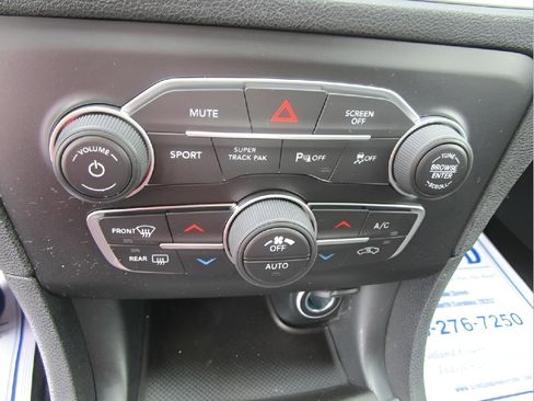 Used 2022 Dodge Charger GT image 13