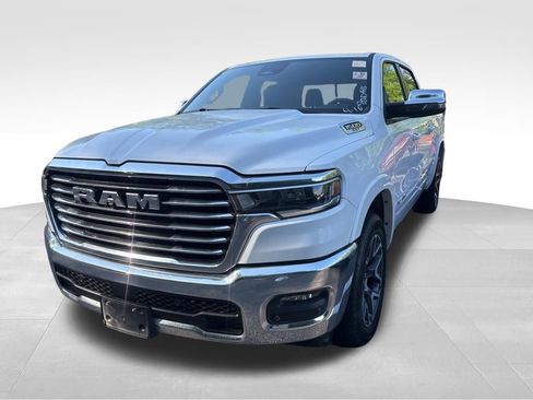 Used 2025 RAM 1500 Laramie image 3