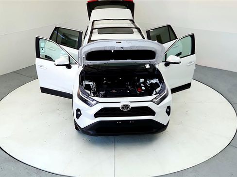 Certified 2023 Toyota RAV4 XLE Premium image 22