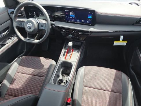 New 2026 Nissan Kicks SR w/ Illumination Package AWD/4WD image 22