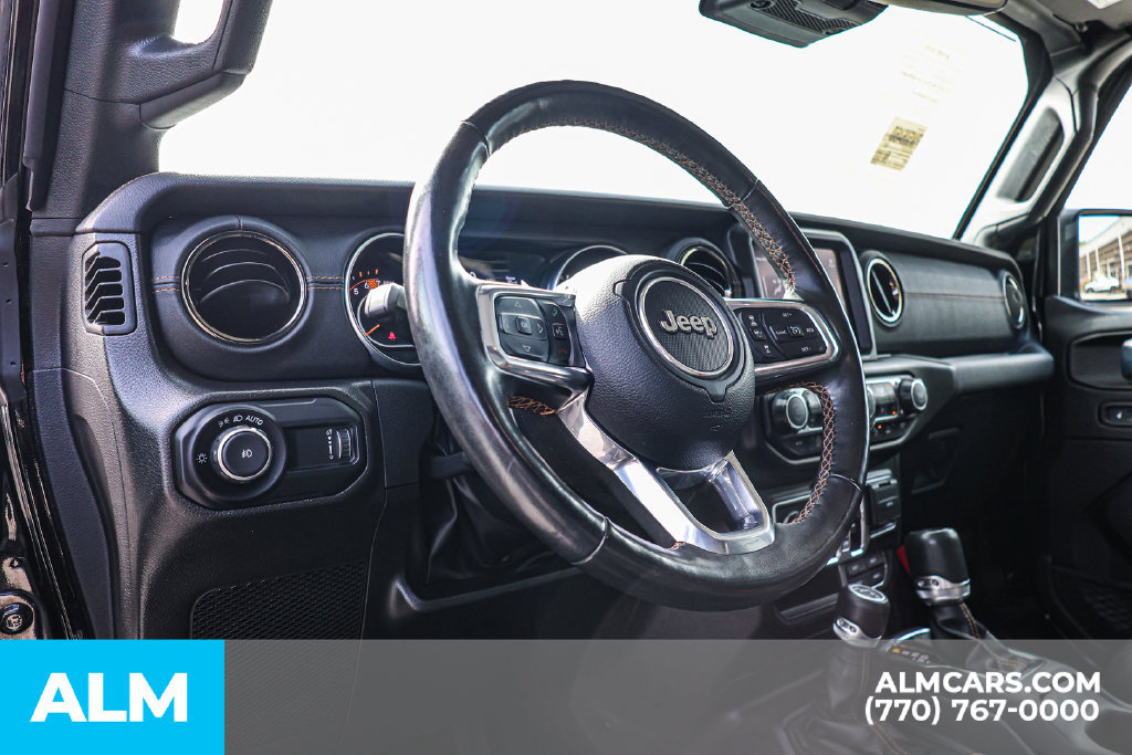 Used 2023 Jeep Wrangler Unlimited Sahara AWD/4WD image 22
