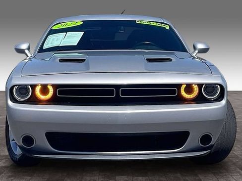 Used 2022 Dodge Challenger SXT RWD image 3