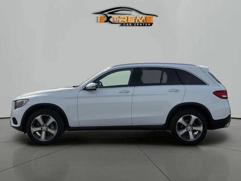 Used 2016 Mercedes-Benz GLC 300 4MATIC w/ Multimedia Package image 3