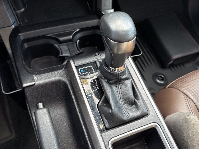 Used 2023 Toyota Tacoma Limited AWD/4WD image 43