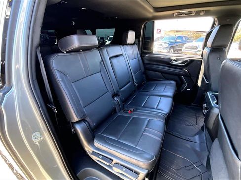 Certified 2023 Chevrolet Suburban RST image 20