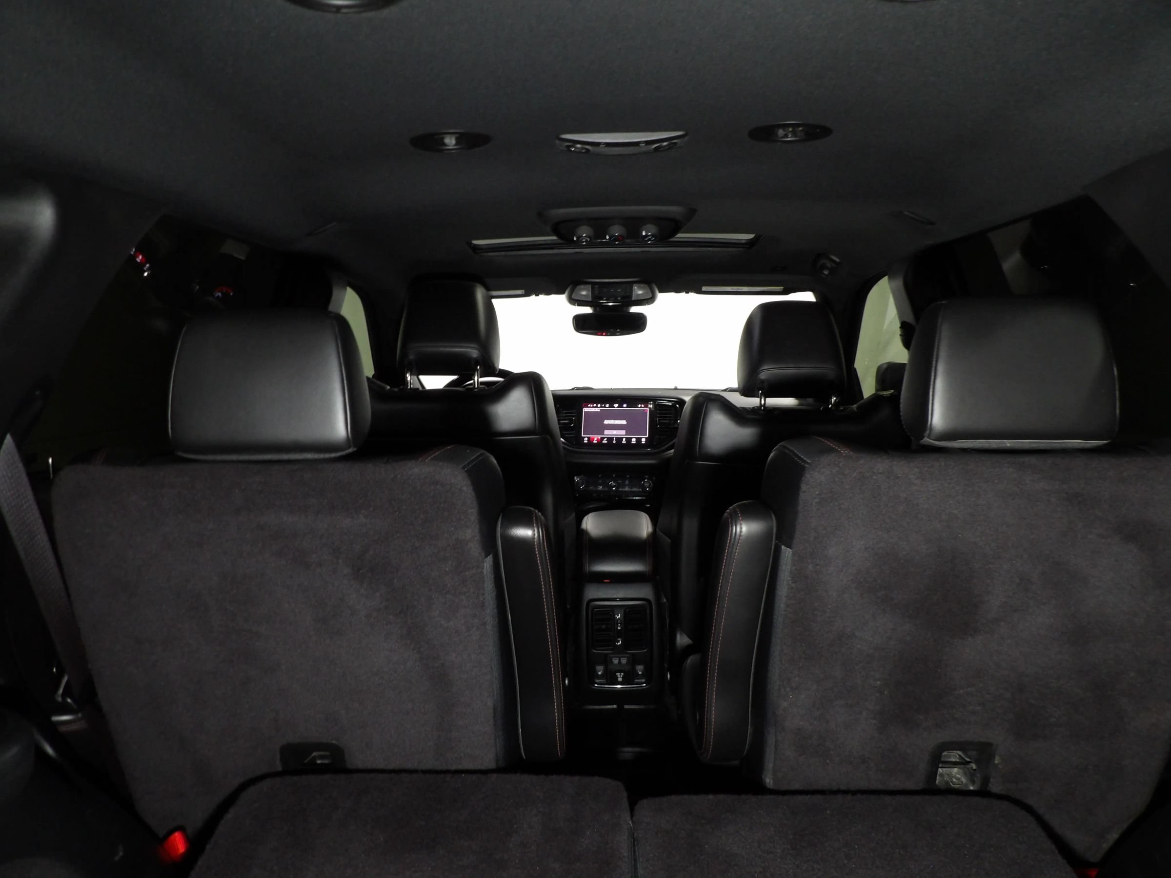 Used 2022 Dodge Durango R/T w/ Blacktop Package AWD/4WD image 13