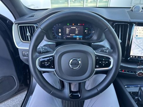 Used 2022 Volvo XC60 T8 R-Design w/ Advanced Package image 8