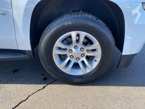 Used 2019 Chevrolet Suburban LT w/ Max Trailering Package image 9