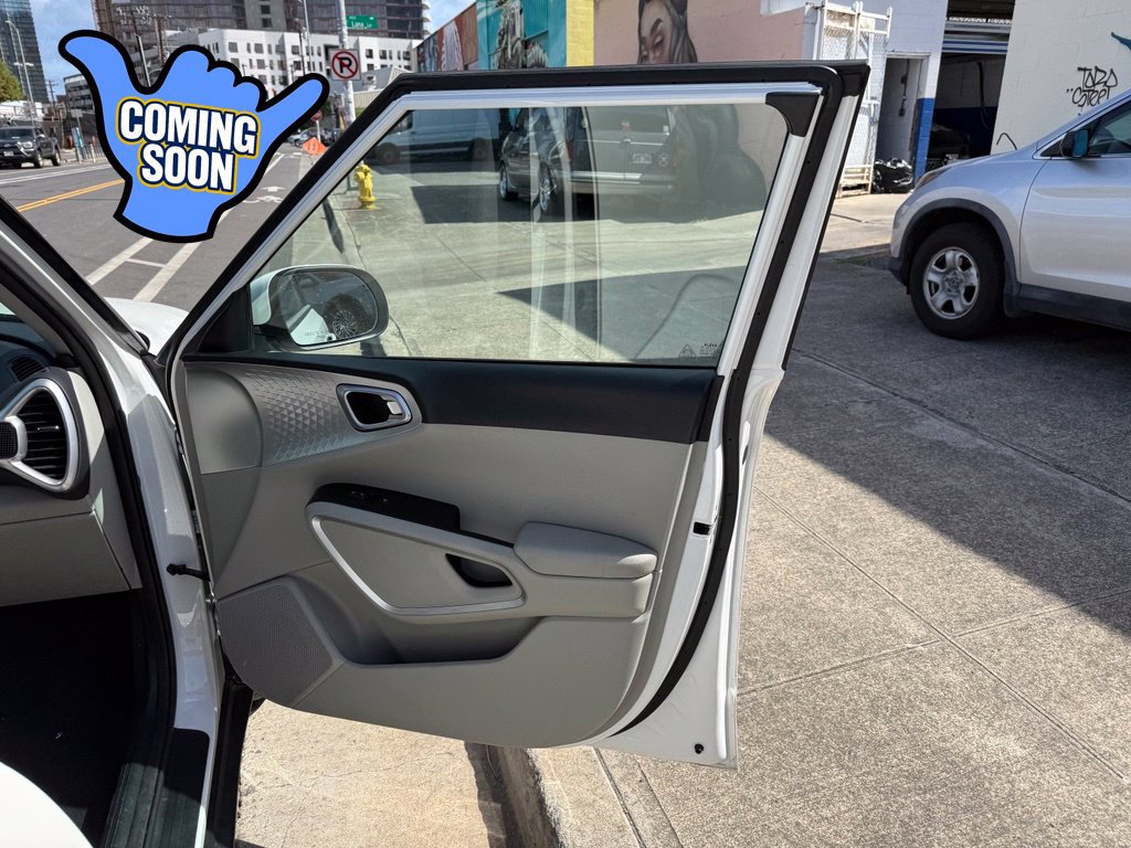 Used 2023 Kia Soul LX FWD image 10