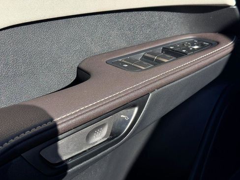 Used 2023 Lexus RX 350 w/ Accessory Package (Z1) image 17