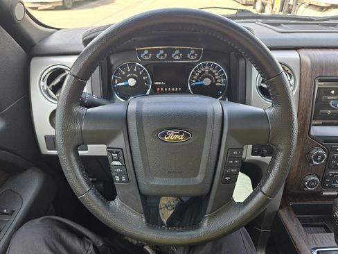 Used 2014 Ford F150 Lariat w/ Equipment Group 502A Luxury image 8