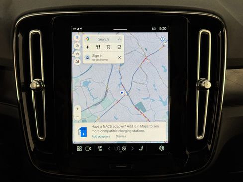 Used 2023 Volvo C40 P8 Recharge Ultimate w/ Protection Package Premier image 23