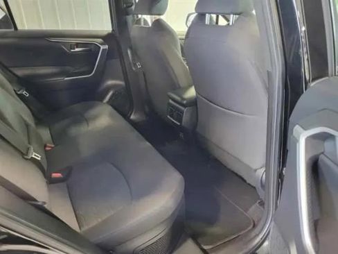 Used 2023 Toyota RAV4 SE AWD/4WD image 19