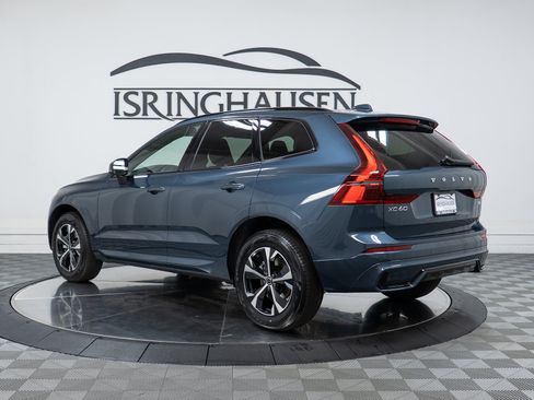 New 2026 Volvo XC60 B5 Core w/ Climate Package AWD/4WD image 7