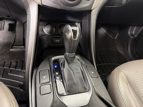 Used 2013 Hyundai Santa Fe Sport 2.0T AWD/4WD image 18