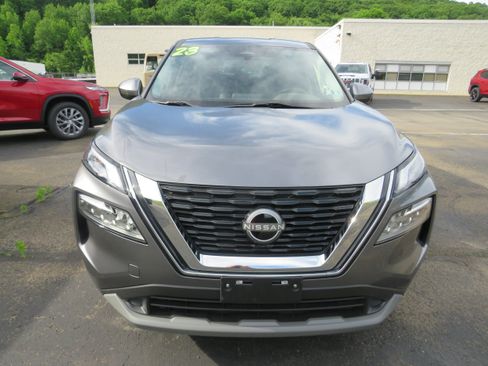 Used 2023 Nissan Rogue SV AWD/4WD image 2