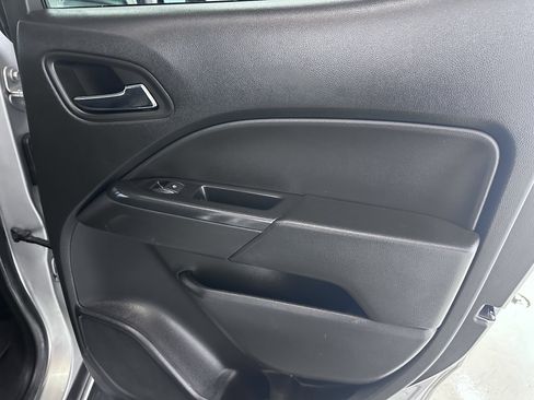Used 2020 Chevrolet Colorado LT AWD/4WD image 26