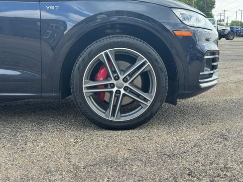 Used 2018 Audi SQ5 Prestige AWD/4WD image 9