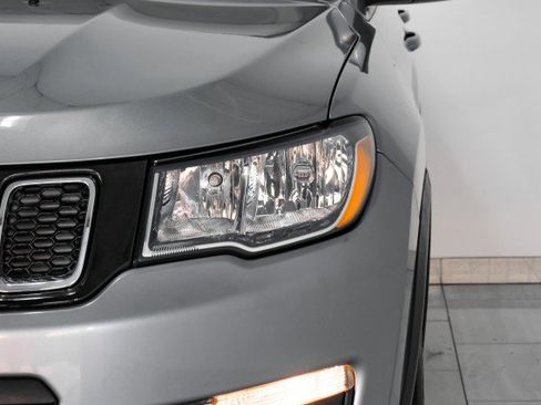 Used 2021 Jeep Compass Latitude image 43