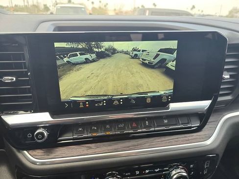 New 2026 GMC Sierra 1500 SLT image 20