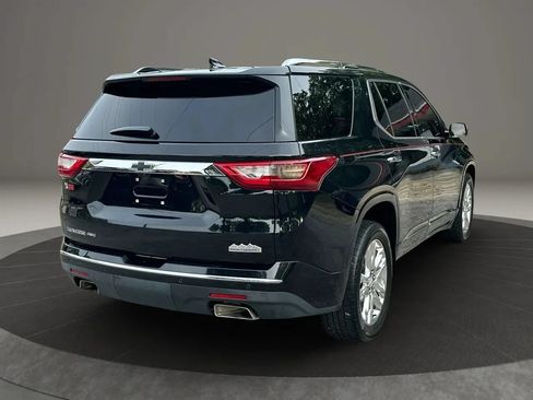 Used 2018 Chevrolet Traverse High Country w/ LPO, Floor Liner Package AWD/4WD image 3