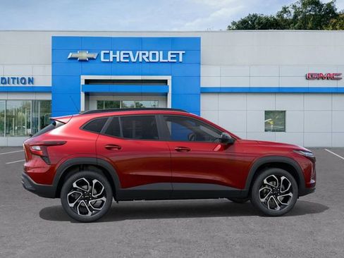 New 2026 Chevrolet Trax RS w/ Sunroof Package image 5