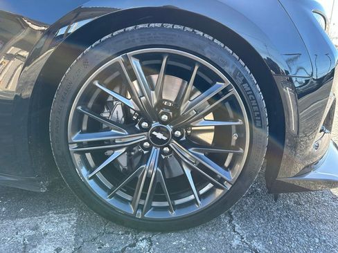 Used 2018 Chevrolet Camaro ZL1 image 9