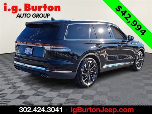 Used 2023 Lincoln Aviator Reserve w/ Equipment Group 201A image 6