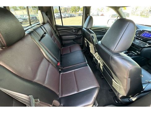 Used 2023 Honda Ridgeline Black Edition image 17