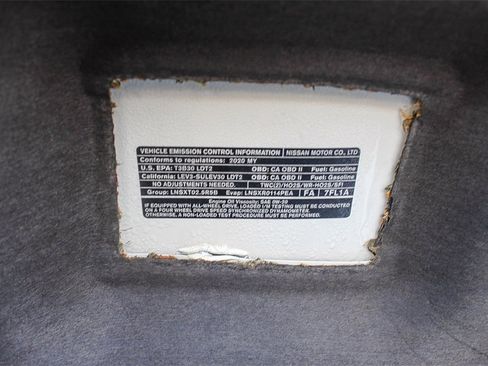 Used 2020 Nissan Rogue S image 28