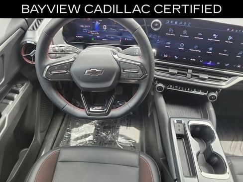 Used 2024 Chevrolet Equinox EV RS FWD image 18