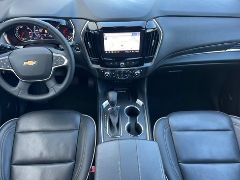 Used 2023 Chevrolet Traverse Premier AWD/4WD image 10
