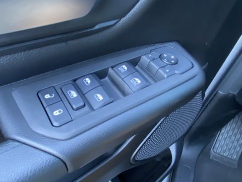 Used 2025 RAM 1500 Tradesman w/ Night Edition image 17