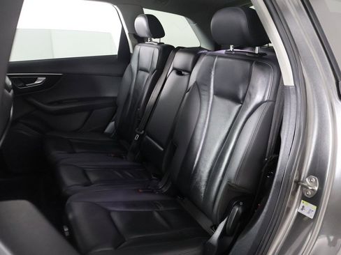 Used 2021 Audi Q7 2.0T Premium w/ Convenience Package image 34